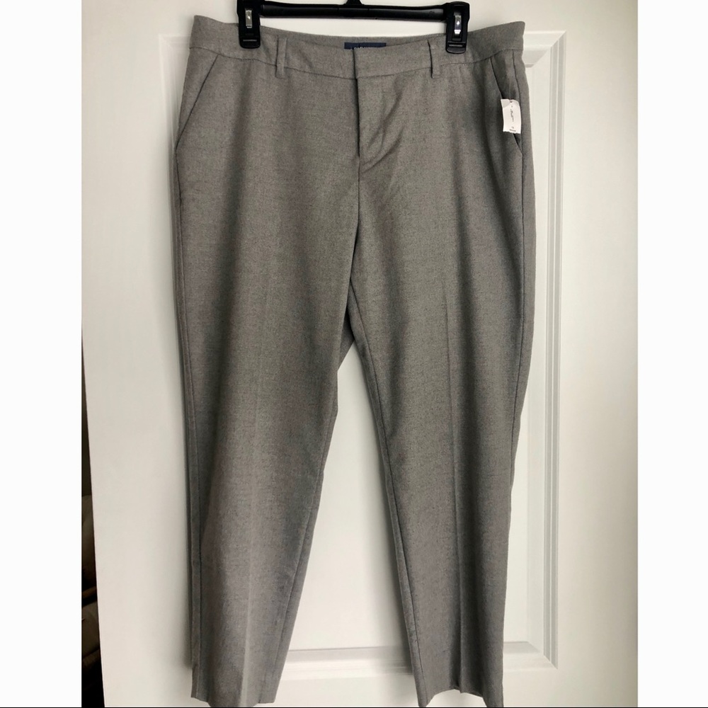 NWT Old Navy Heather Gray Harper Capri Pants